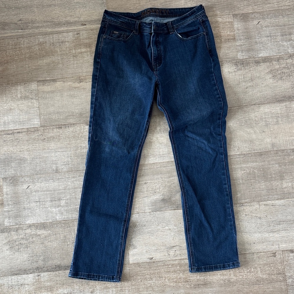 Classic Men's Dark Blue Jeans